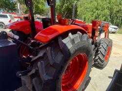 2024 Kubota M7040suhd