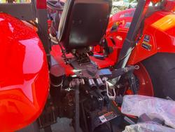 2024 Kubota M7040suhd
