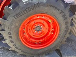 2024 Kubota M7040suhd