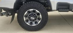 2023 Ford
F350 Lariat