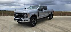 2023 Ford
F350 Lariat