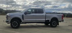 2023 Ford
F350 Lariat