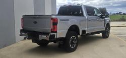 2023 Ford
F350 Lariat
