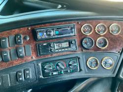 2013 Kenworth K200 Low Klm 501000 E5 Light Use Hist $145000+Gst 7834 Hours KENWORTH K200 AERODYNE WHITE