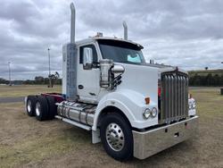 2024 Kenworth T610 Series T610SAR White