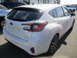 2024 Subaru
Impreza 2.0S