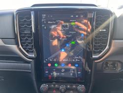 2024 Ford
                Everest Ambiente