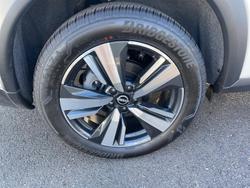 2025 Nissan
X-TRAIL Ti-L