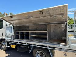 2014 Isuzu Nls 200 WHITE