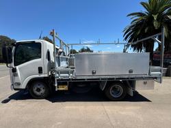 2014 Isuzu Nls 200 WHITE