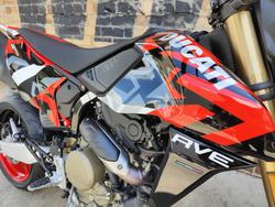 2024 DUCATI HYPERMOTARD 698 MONO RVE DUAL PURPOSE GRAFFITI