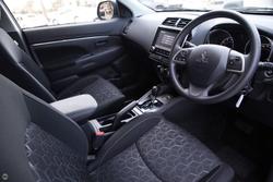 2024 Mitsubishi
ASX ES