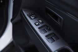 2024 Mitsubishi
ASX ES