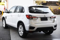 2024 Mitsubishi
ASX ES