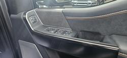 2022 Ford
                F-150 Platinum