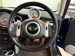 2003 MINI
Hatch Cooper