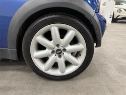 2003 MINI Hatch Cooper