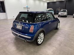 2003 MINI Hatch Cooper
