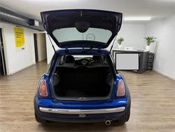 2003 MINI
Hatch Cooper