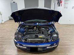 2003 MINI
Hatch Cooper