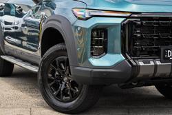 2024 LDV
D90 Executive