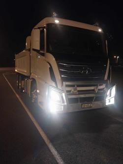 2021 Hyundai Xcient Tip Truck White