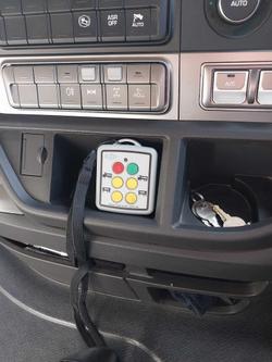 2021 Hyundai Xcient Tip Truck White