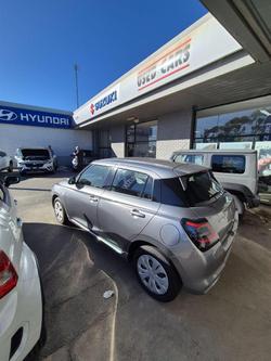 2024 Suzuki
Swift Hybrid