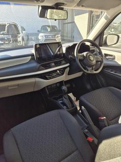 2024 Suzuki
Swift Hybrid