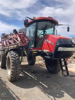 2016 CASE IH 4430 Patriot Sprayer Red