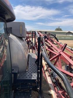 2016 CASE IH 4430 Patriot Sprayer Red