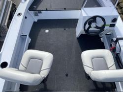 2025 QUINTREX 420 Renegade SC