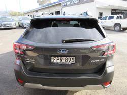 2024 Subaru Outback AWD Touring