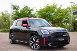 2024 MINI Countryman JCW Favoured