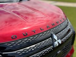 2024 Mitsubishi Outlander PHEV GSR