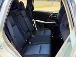 2024 Mitsubishi Outlander ES