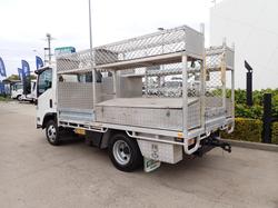 2015 ISUZU NPR 300 WHITE