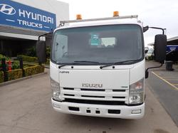 2015 ISUZU NPR 300 WHITE