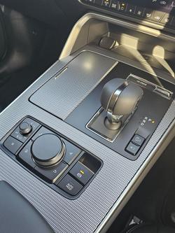 2024 Mazda
CX-80 G40e GT