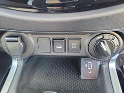2024 NISSAN D23 SL D23 MY24 SL Cab Chassis Dual Cab 4dr Spts Auto 7sp 4x4 1010kg 2.3DTT SOLID WHITE