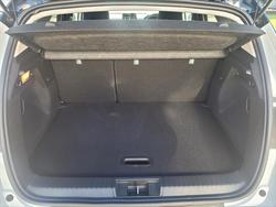 2022 Renault Captur Intens XJB MY22 Pearl White with Diamond Black Roof (M)