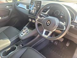 2022 Renault Captur Intens