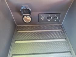 2022 Renault Captur Intens XJB MY22 Pearl White with Diamond Black Roof (M)