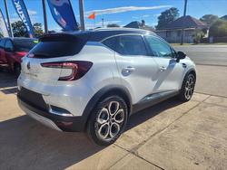 2022 Renault Captur Intens XJB MY22 Pearl White with Diamond Black Roof (M)