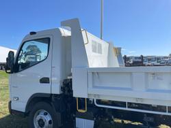 2025 Fuso Canter 815 Tipper White