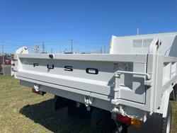 2025 Fuso Canter 815 Tipper White