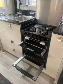 2025 Millard 2024 Millard Mflow 17'6