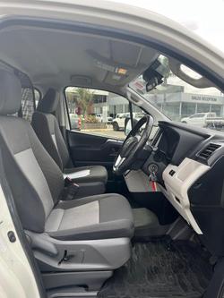 2019 Toyota
Hiace