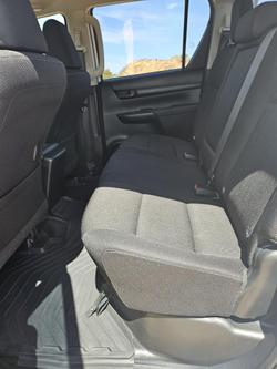 2022 Toyota
                Hilux SR Hi-Rider