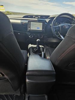 2022 Toyota
                Hilux SR Hi-Rider